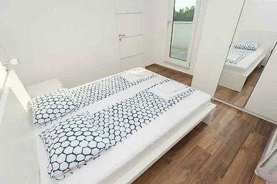 Ferienhaus für 10 Personen in Privlaka