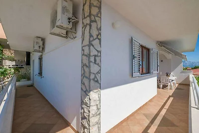 Ferienwohnung mit Balkon und Grill