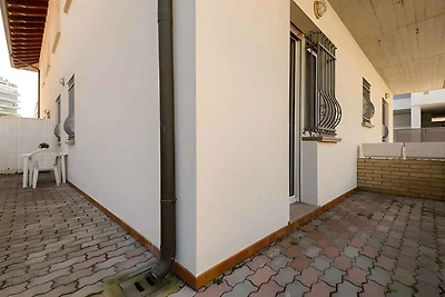 Ferienwohnung mit Balkon und Klimaanlage