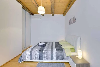 Ferienhaus mit Terrasse und Klimaanlage