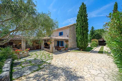 Villa mit Klimaanlage und Pool