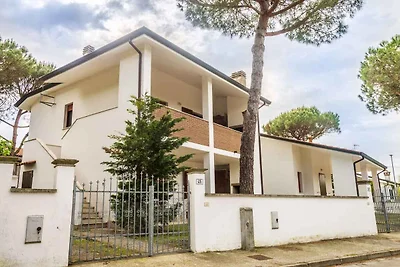 Ferienhaus mit Terrasse, Grill und privatem