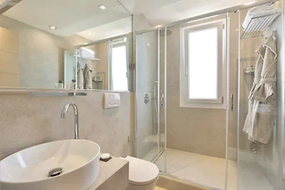 Ferienwohnung mit Klimaanlage und Pool