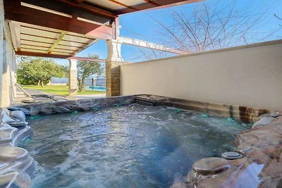 Villa mit Pool