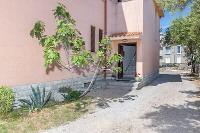 Ferienwohnung mit Terrasse und Klimaanlage