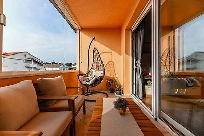 Ferienwohnung mit Balkon und teilweise