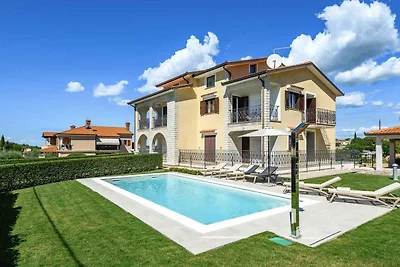 Ferienwohnung mit Pool, Klimaanlage