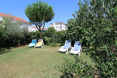 Studio mit Klimaanlage und Terrasse