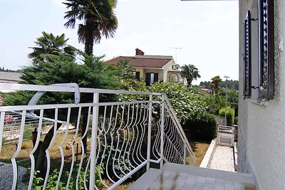 Ferienwohnung mit Klimaanlage und Balkon