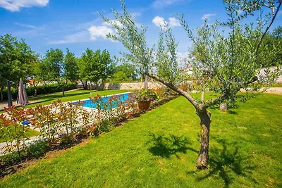 Ferienwohnung mit Klimaanlage und Pool