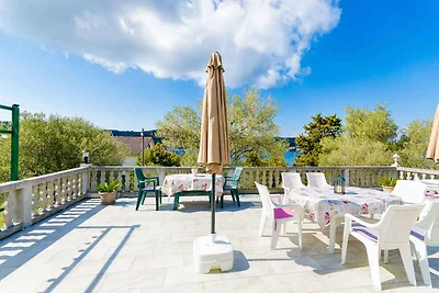 Appartamento Vacanza con famiglia Supetarska Draga