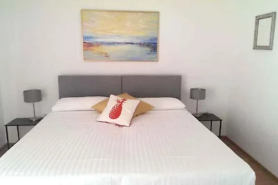 Gemütliche Unterkunft Jolie in Vodice für unv
