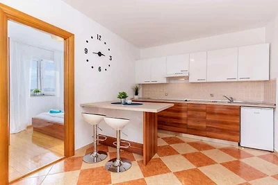 Ferienwohnung mit Balkon und Meerblick