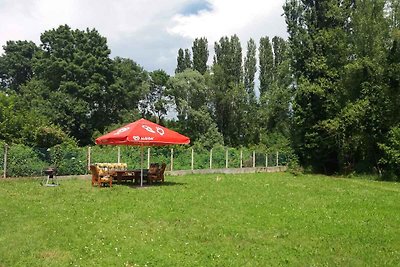 Studio mit Garten und Internet
