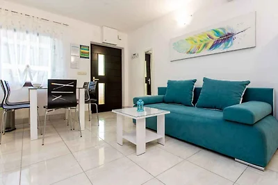 Ferienwohnung mit Terrasse und Klimaanlage