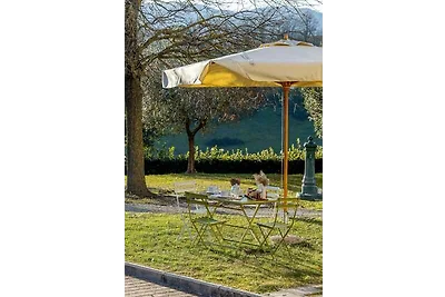 Ferienwohnung mit einem grossen Garten
