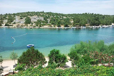 Appartamento Vacanza con famiglia Grebaštica