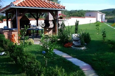 Ferienwohnung mit Pool, Kamin und Meerblick