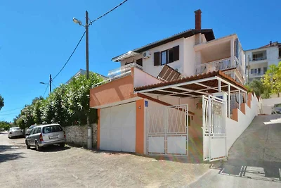 Ferienwohnung mit Klimaanlage, Terrasse und M