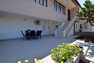 Ferienwohnung mit Klimaanlage und Grill