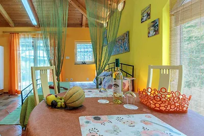 Ferienwohnung mit Terarsse und Garten