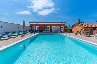 Ferienwohnung mit grossem Garten und