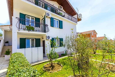 Ferienwohnung mit Terrasse und Grill
