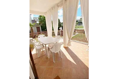 Ferienwohnung mit Klimaanlage und Terrasse