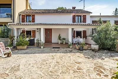 Ferienhaus mit privatem Garten und Grill für 