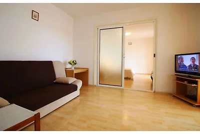 Ferienwohnung mit Klimaanlage und Balkon