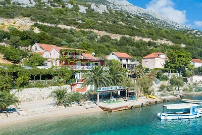 Appartamento Vacanza con famiglia Kuciste