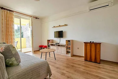 Ferienwohnung Balkon mit Möbeln