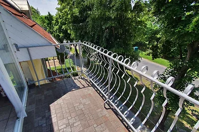 Ferienwohnung mit Kinderspielplatz und Balkon