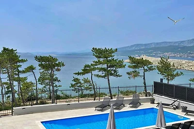 Ferienwohnung mit Balkon und Klimaanlage
