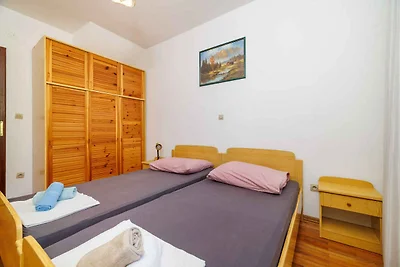 Ferienwohnung mit Terrasse und Klimaanlage