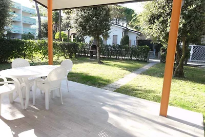 Ferienwohnung Reihenhaus mit privatem Garten 