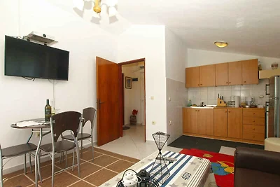 Ferienhaus mit Swimmingpool und überdachter