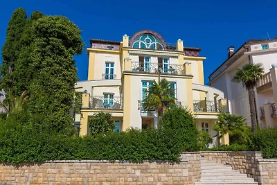 Ferienwohnung mit Terrasse und Klimaanlage