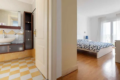 Ferienwohnung 150 m von Strand