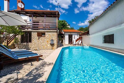 Villa mit Whirlpool und Pool