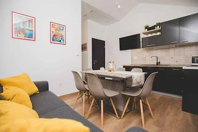Ferienwohnung mit Terrasse, Meerblick