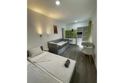 Studio mit Klimaanlage und WLAN in der Nähe v