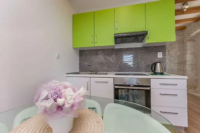 Ferienhaus mit Klimaanlage, Whirpool und