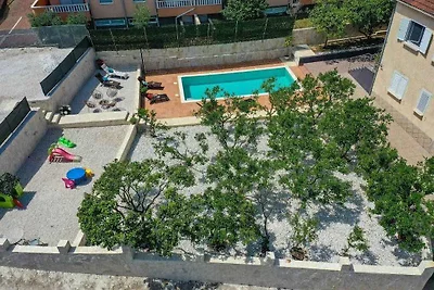 Gemütliche Ferienwohnung Piveta mit Meerblick