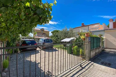 Studio mit Klimaanlage, WLAN und einer Terras