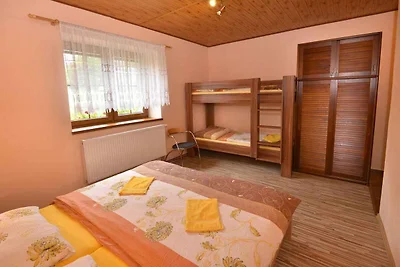 Hütte mit Blick auf das Isergebirge