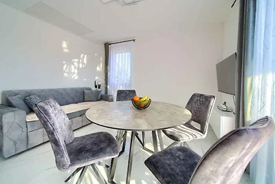 Ferienwohnung Luxuriöse Entspannung – Mirna m