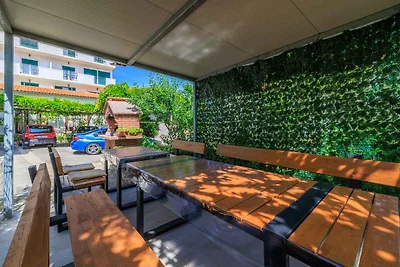 Ferienwohnung mit Klimaanlage und Grill