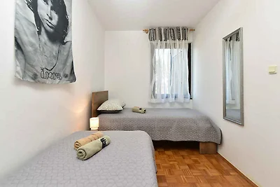 Ferienwohnung mit Balkon und Klimaanlage