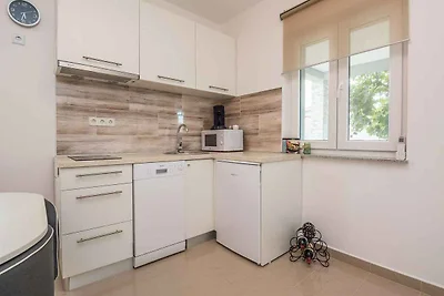 Ferienwohnung mit Terrasse und Grill